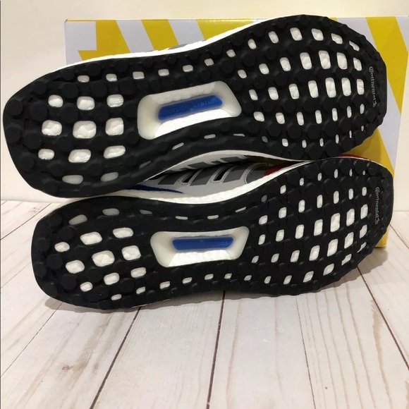 ADIDAS UltraBOOST S&L Leather Running Training - Picture 5 of 8